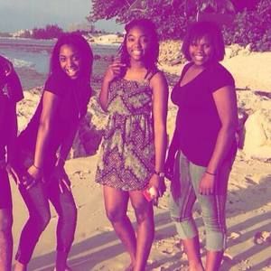 Meet your Posher, Akeliah